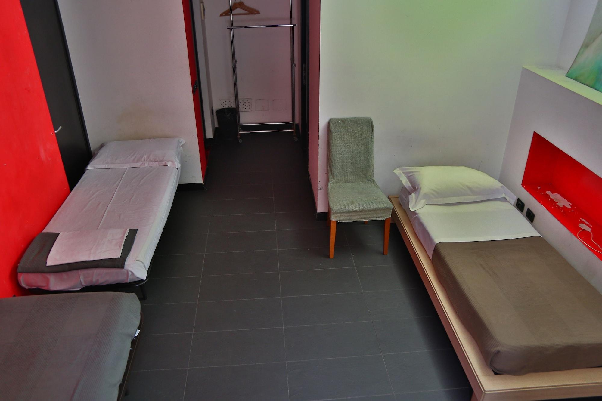 M&J Place Hostel Rom Exteriör bild